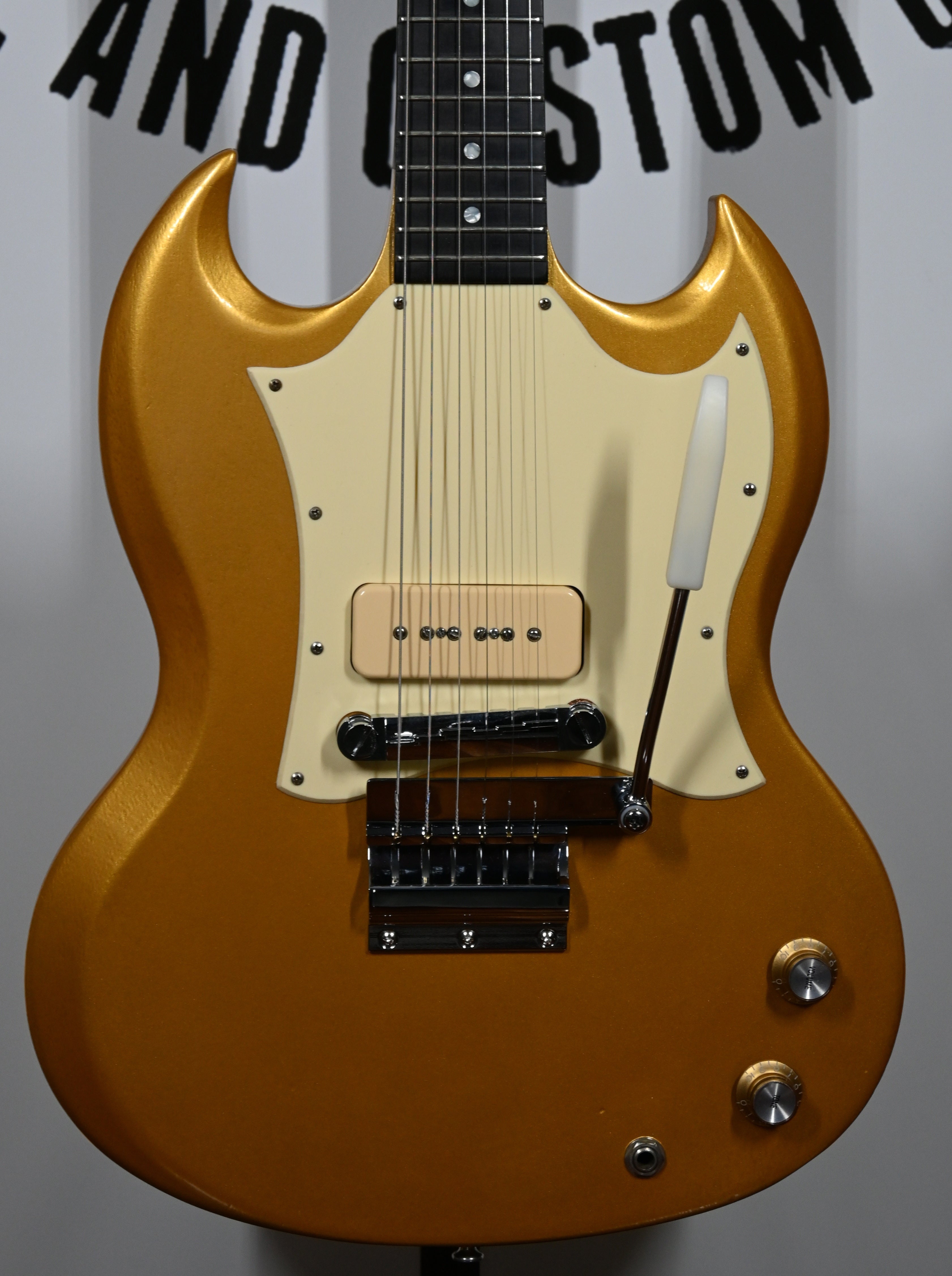 【レア美品】Gibson SG Special（Limited） 2003 Gibson SG Special - Gold Top Custom – West End Vintage and